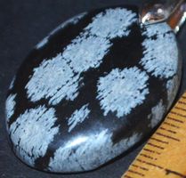 Anhänger L-3024 – Schneeflocken Obsidian 28x20mm