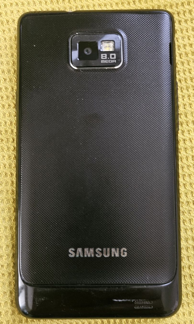 Samsung Telefoni cellulari / Smartphones: Defektes Samsung GT-I9100 – Difettoso da Boniswil venduto da Hai007 1