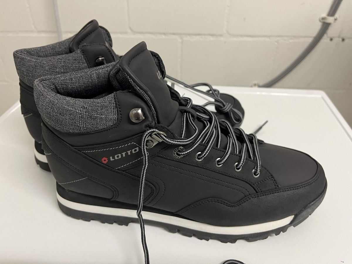 Herrenschuhe: Herren Winterschuhe Lotto Gr. 43 – Neu und originalverpackt aus Zürich von Luca-g79