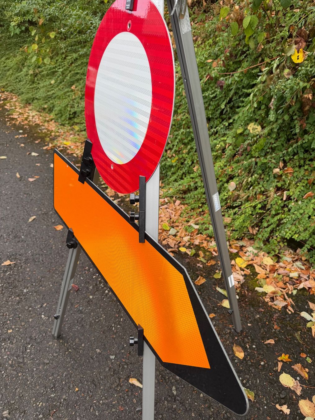 Schilder: Signalständer Panther – Gebraucht aus Andelfingen von mue02 2