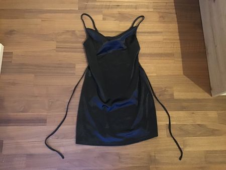 Schwarzes Kleid Grösse S