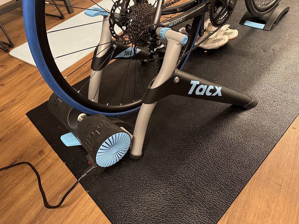 Tacx Hometrainer: Tacx Genius Smart – Usato da Weinfelden venduto da adr_5dzf 2