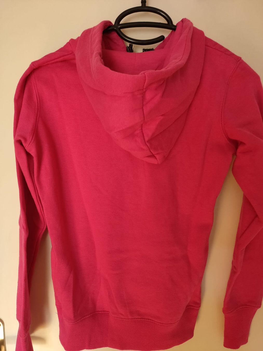 Maglioni & Felpe: Kapuzenpullover pink Gr.XS – Usato da Luzern venduto da Luzern_Energy 2