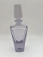 Lila Glasflasche, Vintage Parfüm Flakon mit Stöpsel.