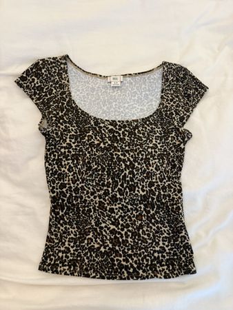 Damen T-Shirt BDG Leopardenmuster kurzarm Grösse S braun