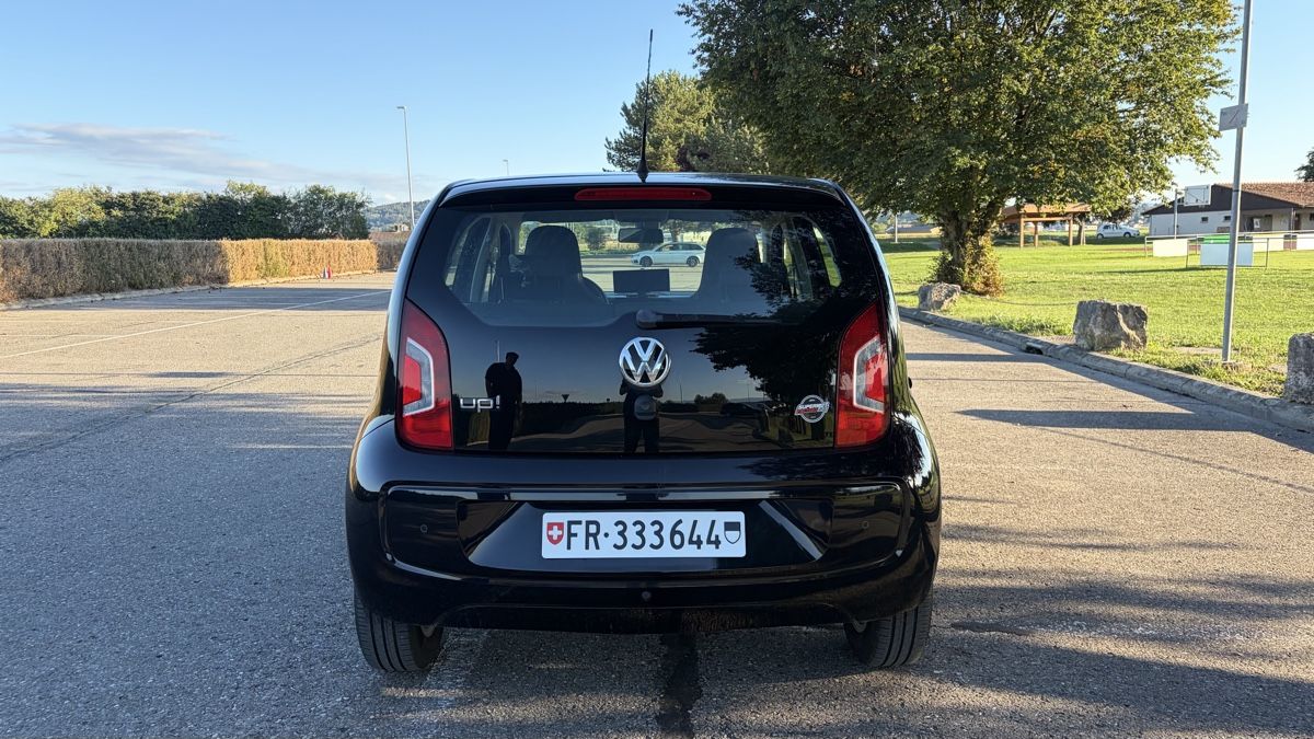 VW Automobili: VW up! Move 1.0 TSI 60 PS – Usato da Gletterens venduto da yla_y7sw 3