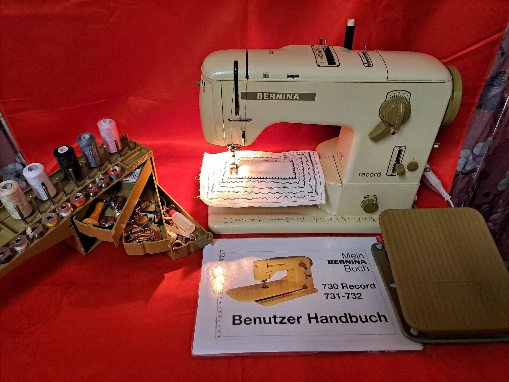 Bernina Machines à coudre: Bernina 730 record – D'occasion à Belp par amalija