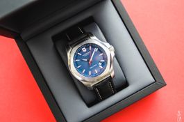 Victorinox Inox Blue Dial Quartz herren Uhr