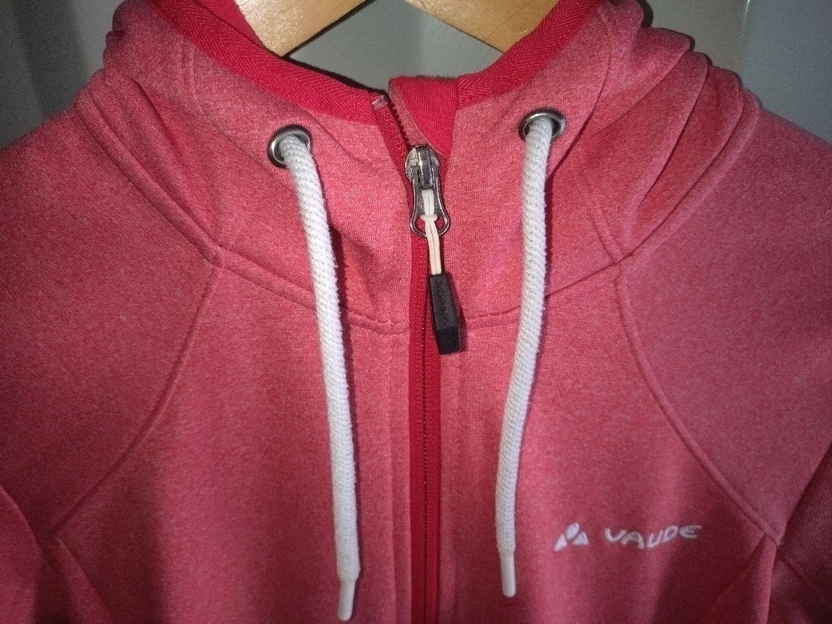 Vaude Giacche: Veste Vaude rose, taille S, Long zip TBE – Usato da Farvagny-le-Grand venduto da LaCaverne 4