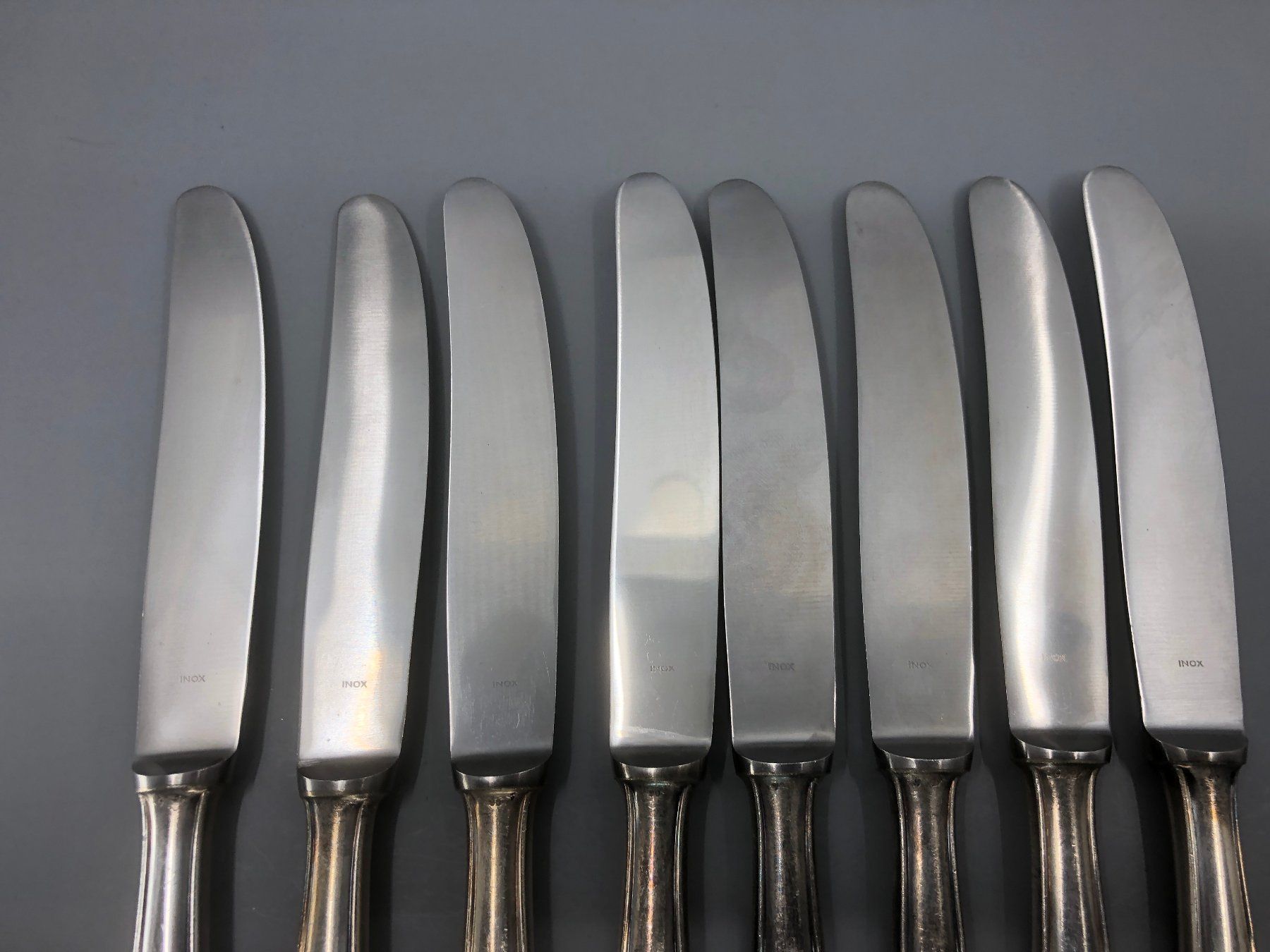 Besteck: 8 Tafelmesser versilbert – Gebraucht aus Basel von Tiabeanie 3