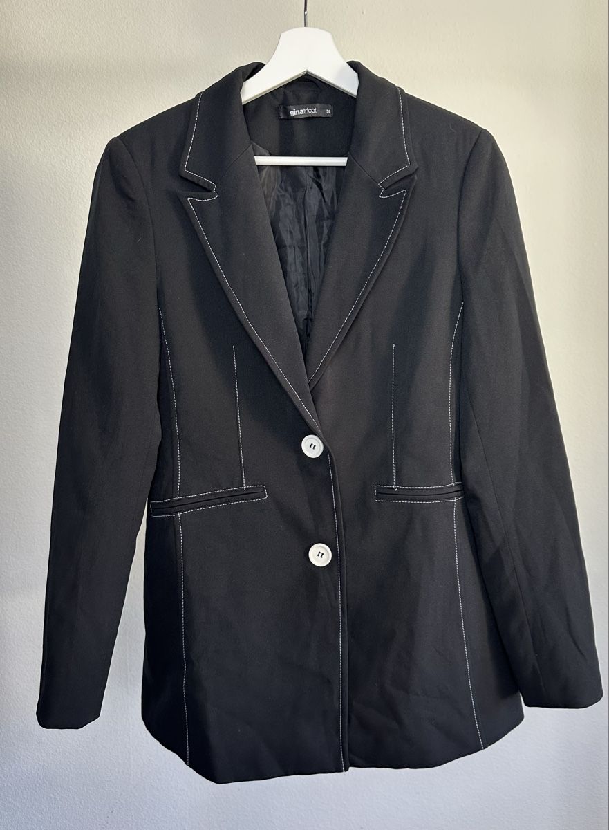 Giacche: Blazer mit Details (38) – Usato da Benken SG venduto da SecondTreasure