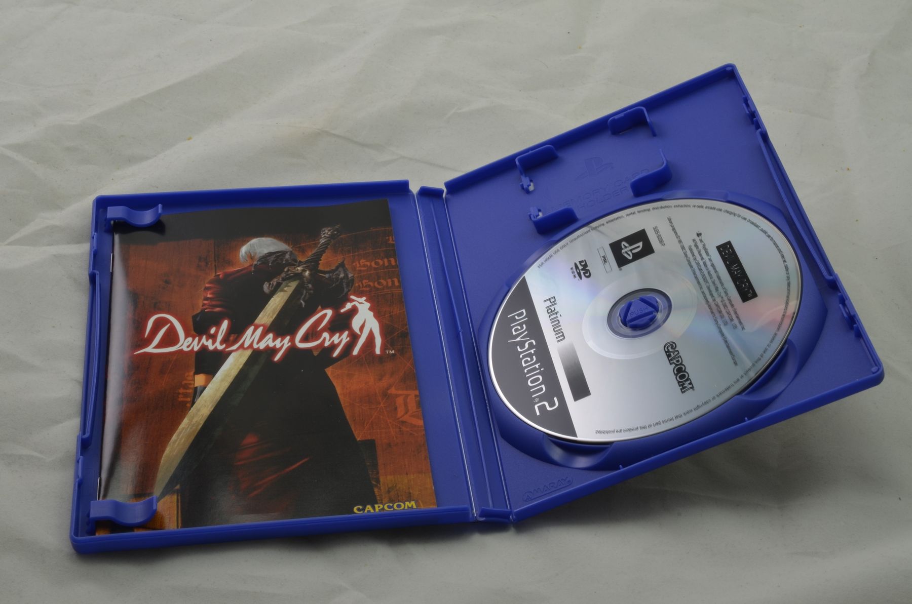 Giochi: Devil May Cry (Platinum) PS2 Spiel CIB – Usato da Buchs AG venduto da SellAndBuyX 2