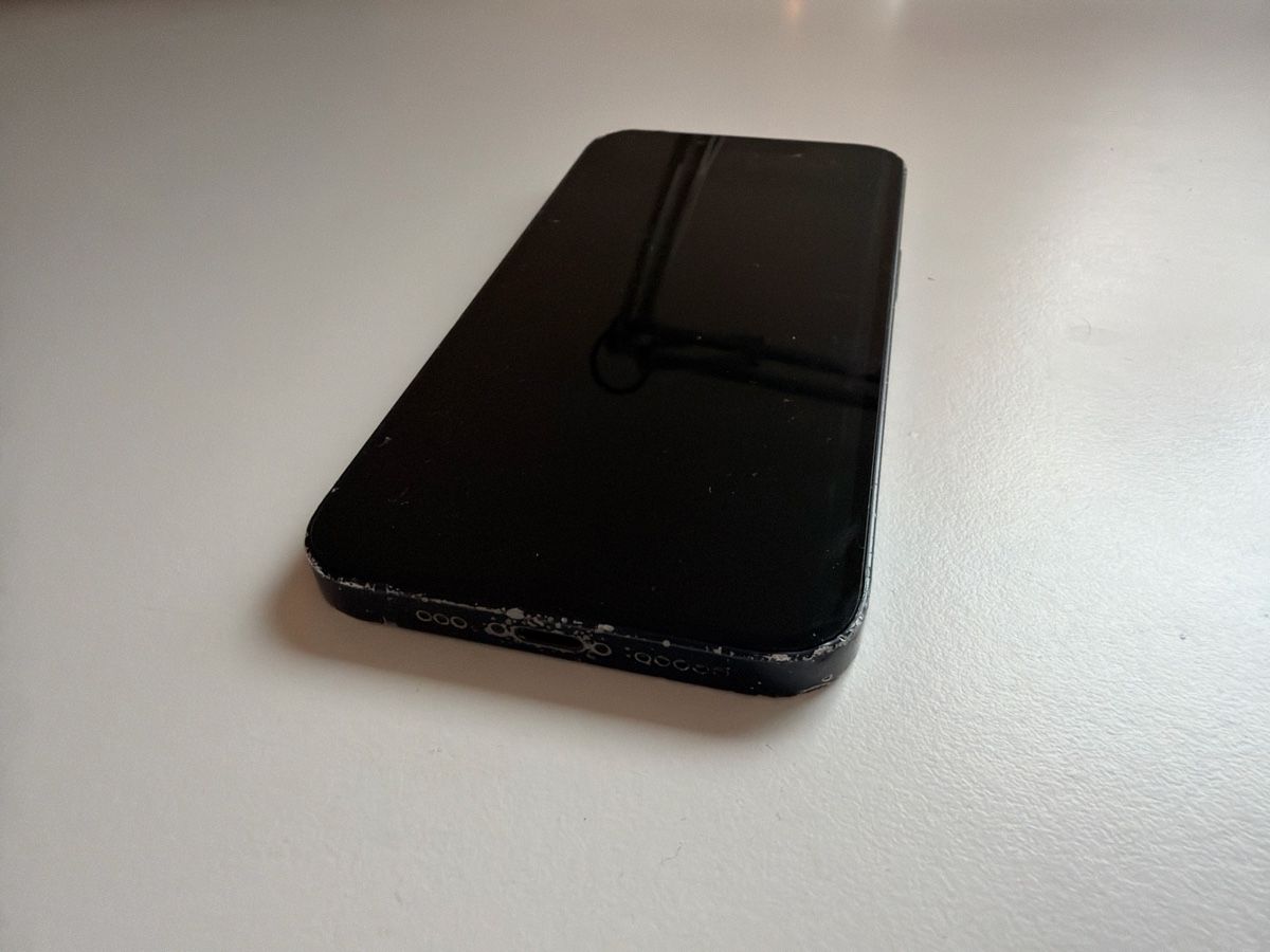Apple Telefoni cellulari / Smartphones: Iphone 13 – Usato da Basel venduto da fil_j7hp 2