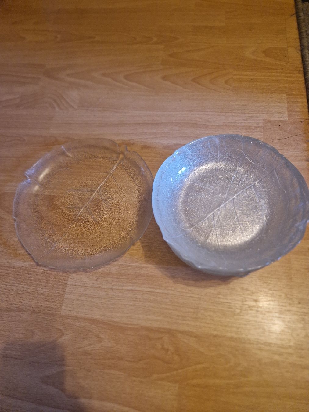 Schalen: Glasschalen Set mit Blattmuster 10-teilig. – Gebraucht aus Neuhausen von Nicolino92 1