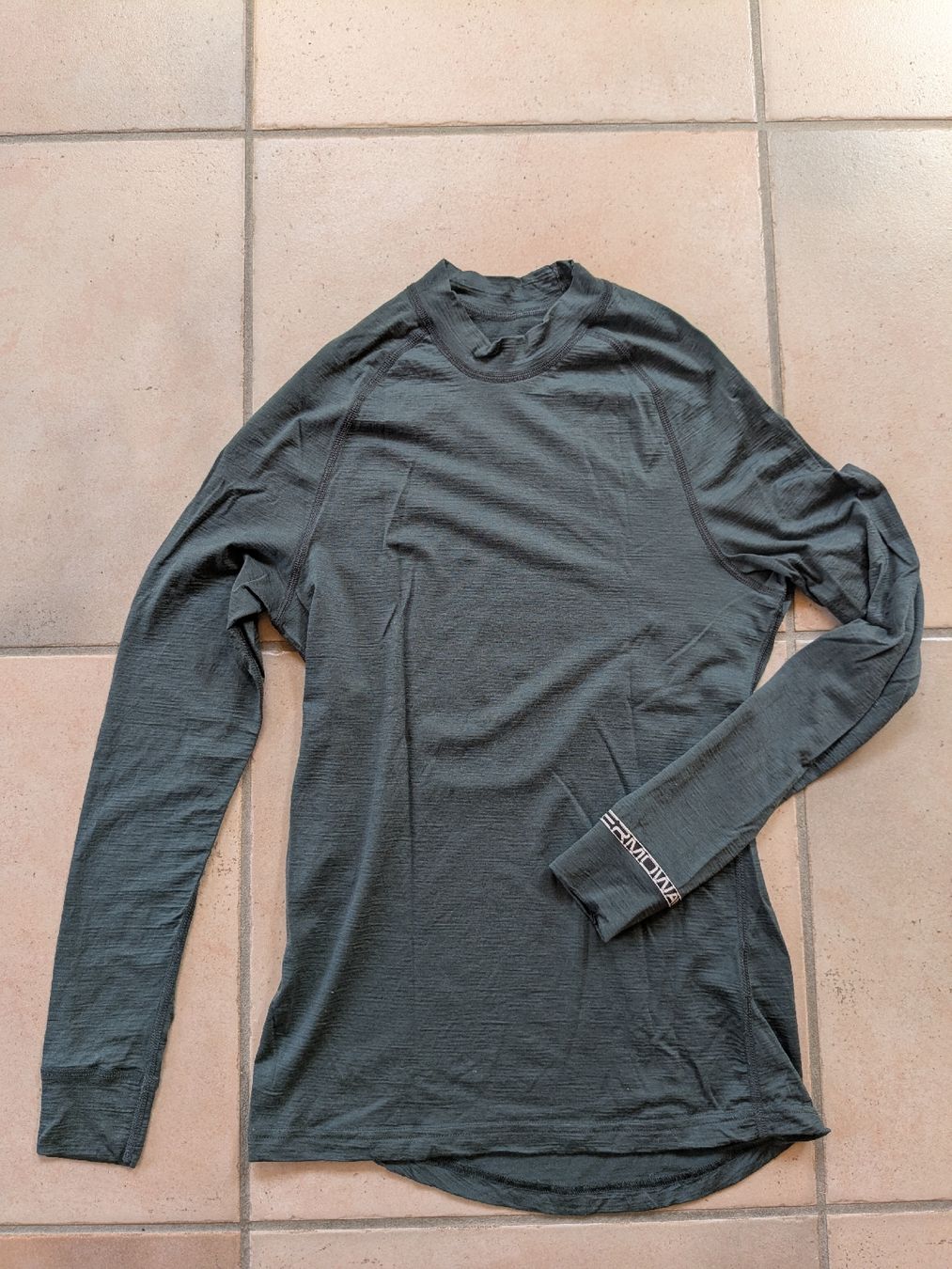 Maglioni & Felpe: Pull 100% laine – Usato da Euseigne venduto da Barbichette
