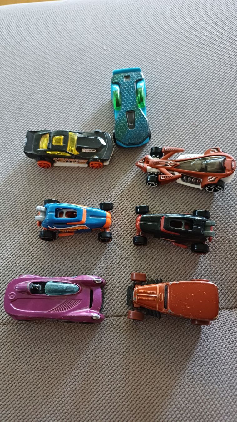 Hot Wheels Voitures modèles: 7 Hot Wheels Autos – D'occasion à Thun par Pokemonomania 1