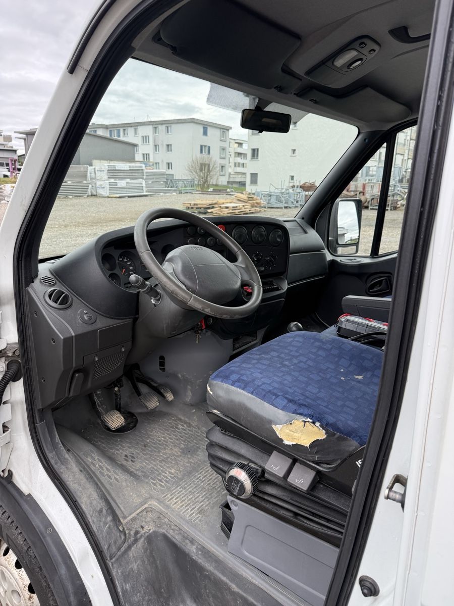 Iveco Véhicules utilitaires: IVECO DAILY 35S17 Hebebühne  – D'occasion à Amriswil par dombu 5