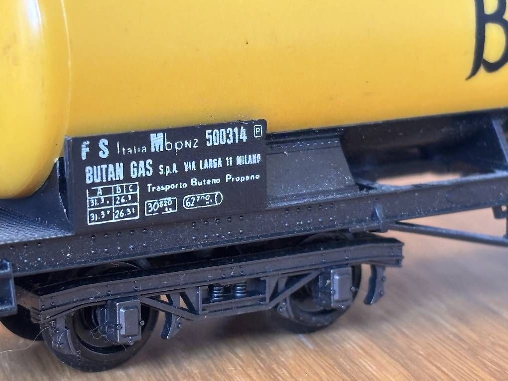 Lima Modellini di ferrovie: Wagon de la marque Lima – Usato da Orbe venduto da car_8grw 1