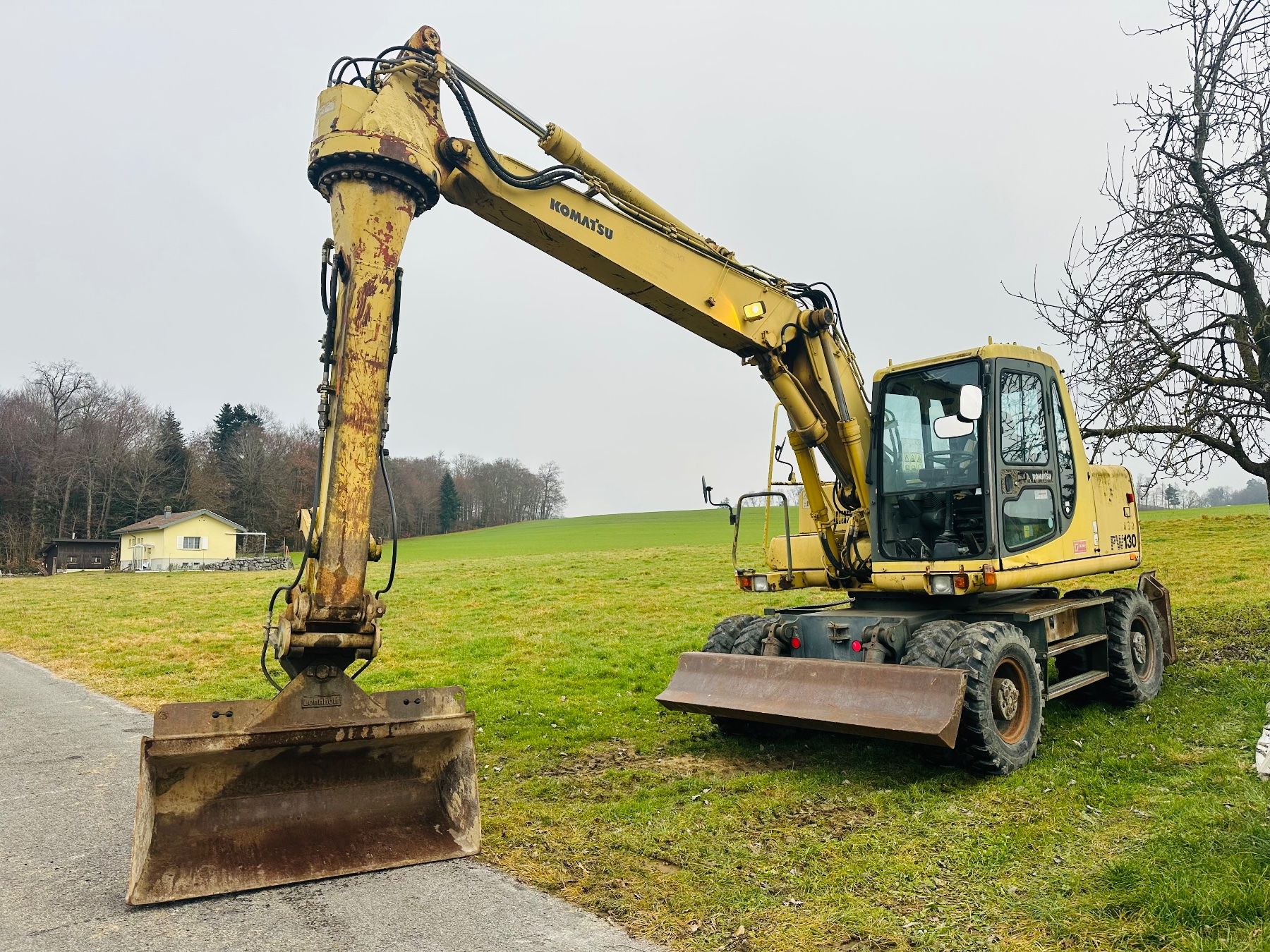 Komatsu Escavatori: Bagger Radbagger Komatsu PW 130 – Usato da Schmitten FR venduto da jimmy758 8