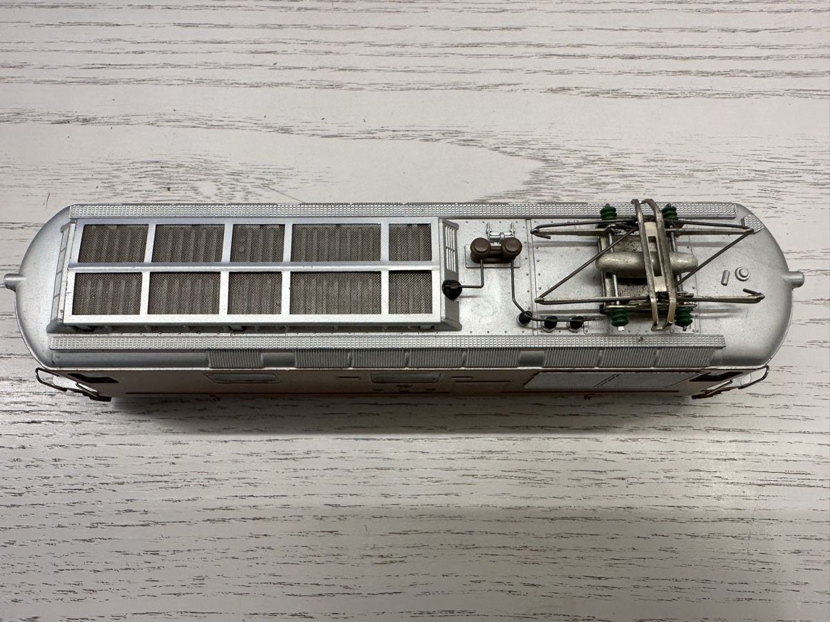 Hag Modelleisenbahnen: Hag 180 BLS Re 4/4 – Gebraucht aus Lupsingen von New-Haven 4