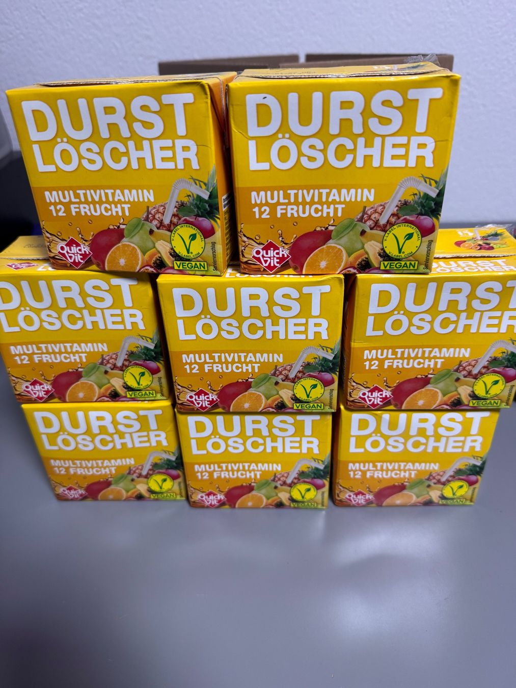 Cibi & Specialità: 8x Durstlöscher Multivitamin 12 Frucht – Nuovo e nell'imballaggio originale da Zunzgen venduto da noa_wd92