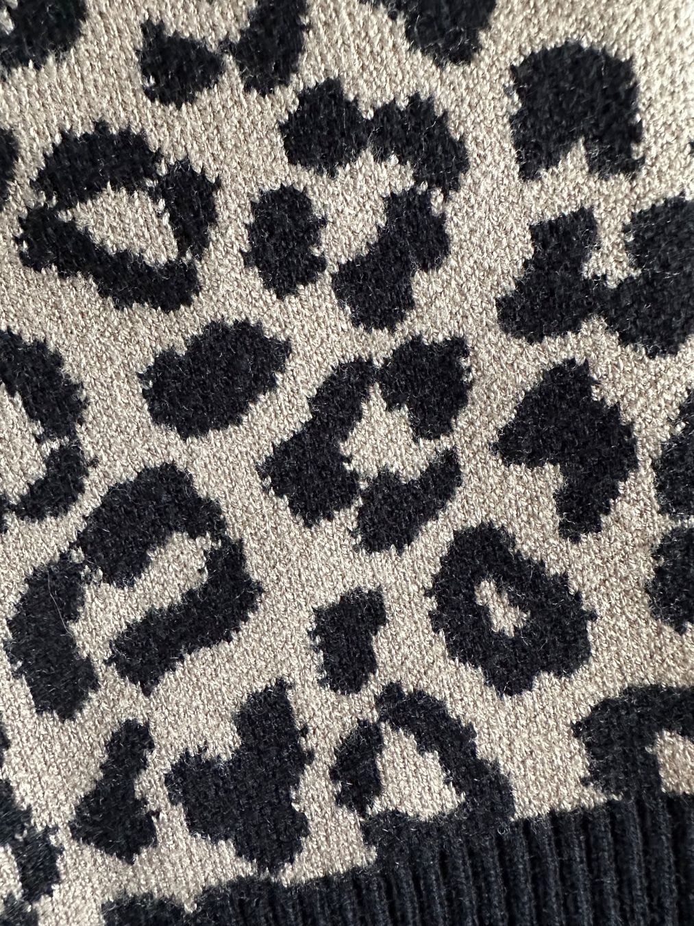 Vero Moda Gilets & Westen: Gilet Cardigan léopard – Neu (gemäss Beschreibung) aus La Neuveville von flodocha 3