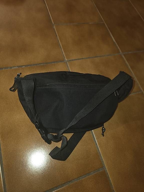 Sacs: Eastpak Bauchtasche – D'occasion à Nottwil par Niggers007