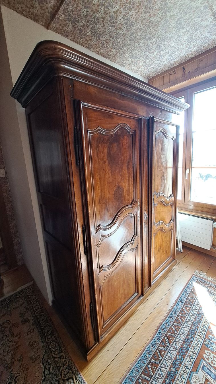 Armadi: Armoire Louis XV-XVI – Usato da Yverdon-les-Bains venduto da beth6700 1