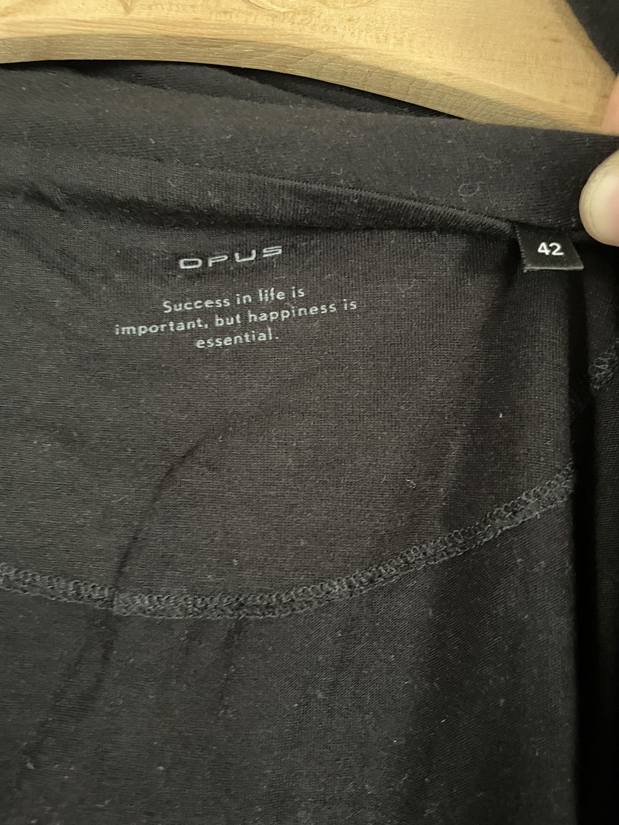 Boleros: Schwarze Jacke von OPUS, Grösse 42 – Neu (gemäss Beschreibung) aus Kriens von Noemijulia7 4