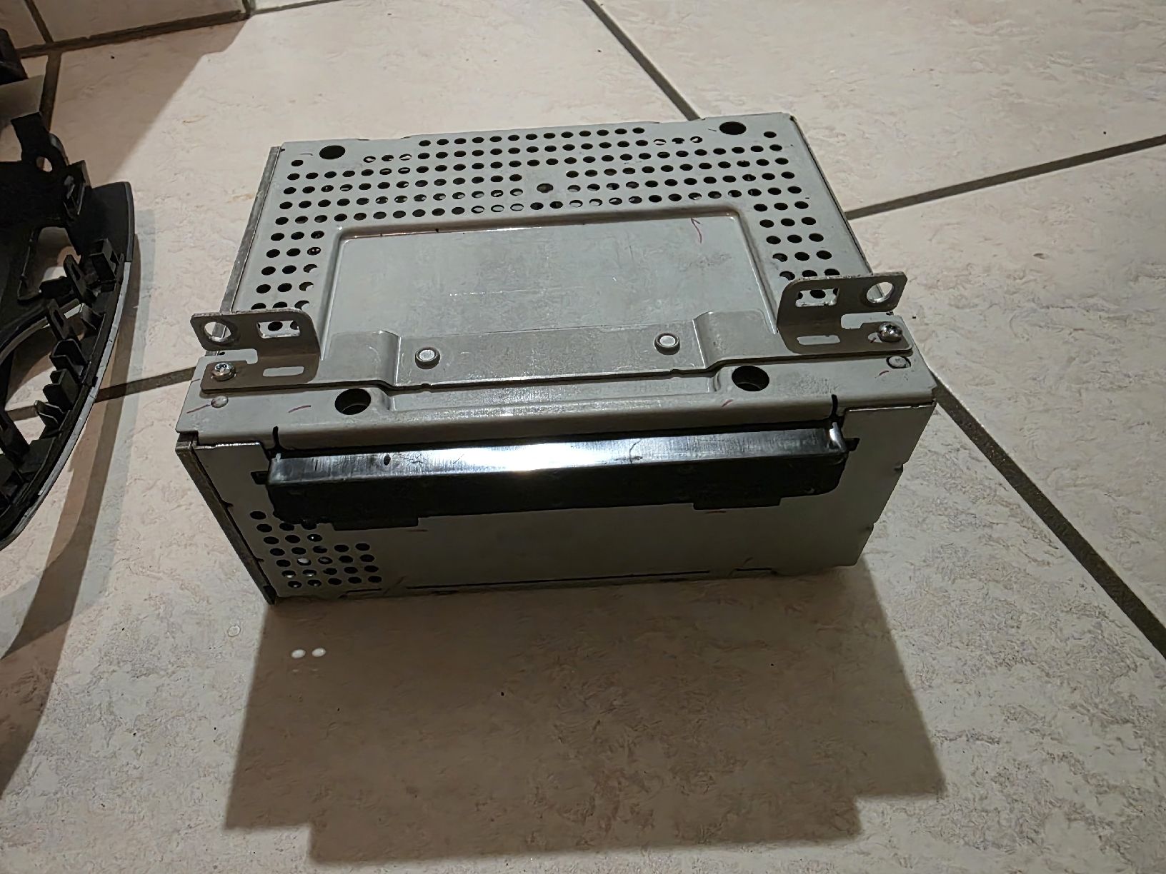 Ford Tutti pezzi di ricambio auto: Ford Focus Autoradio – Usato da Eschen venduto da XakuroX 4