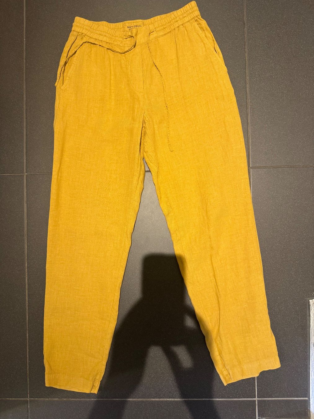 Marc O'Polo Pantaloni: Senfgelbe Marc O' Polo Leinenhose 34 – Nuovo (secondo la descrizione) da Bern venduto da Tar_z9zd 4