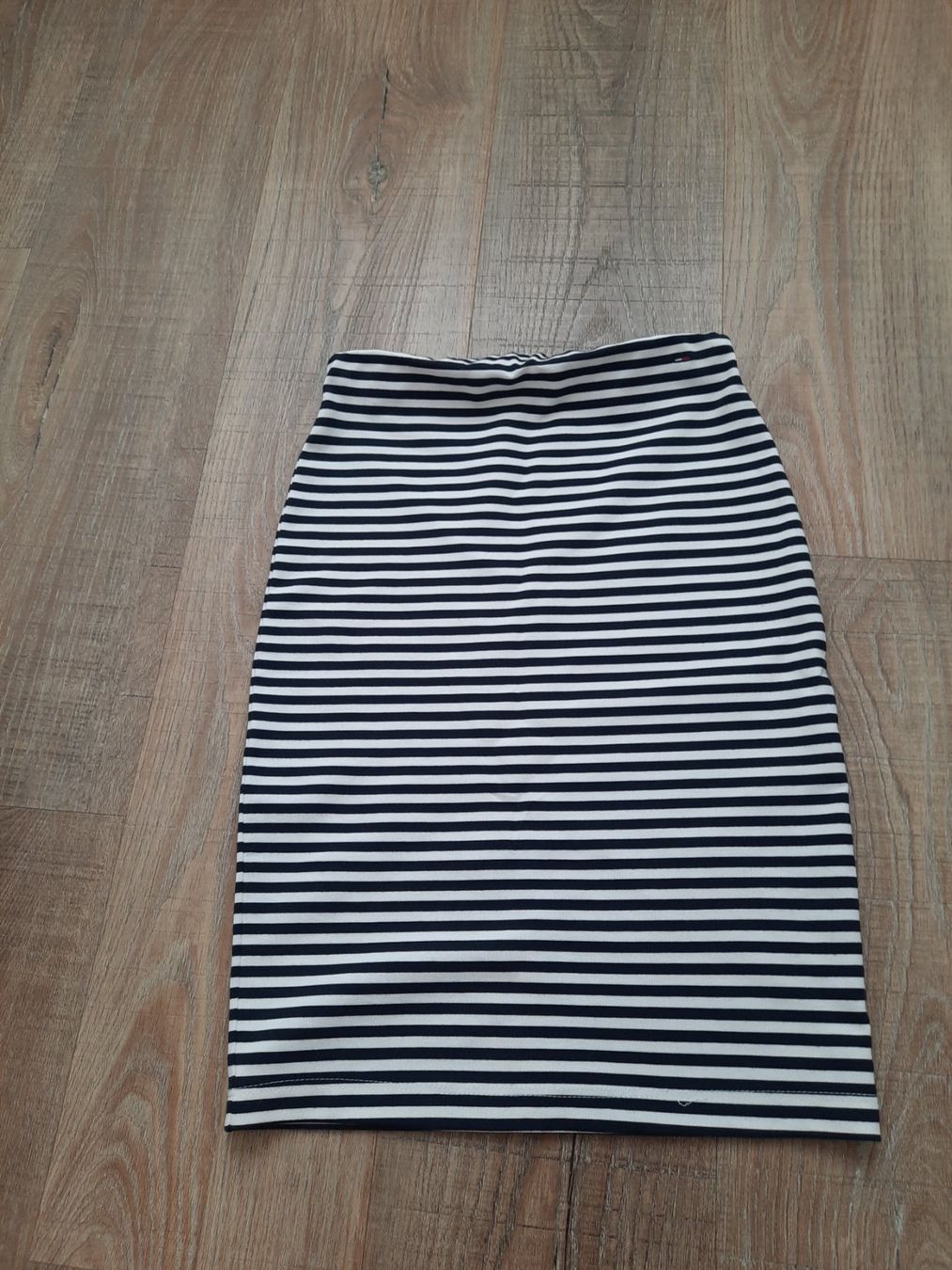 Tommy Hilfiger Gonne: Rock tommy hilfiger XS – Usato da Mühledorf SO venduto da mel_w86x