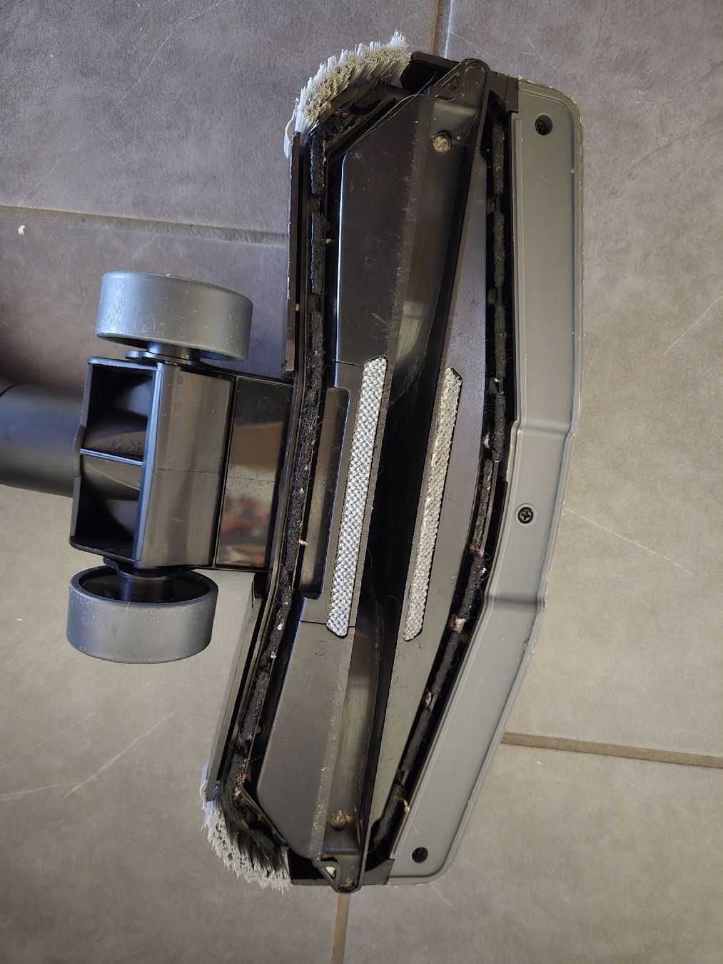 Philips Staubsauger & Zubehör: Staubsauger Philips 6000 Series – Gebraucht aus Laupersdorf von julunafi 2