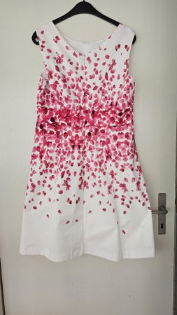 Set: Alba Moda Blüten-Kleid & Vabene Leinenjacke – WIE NEU