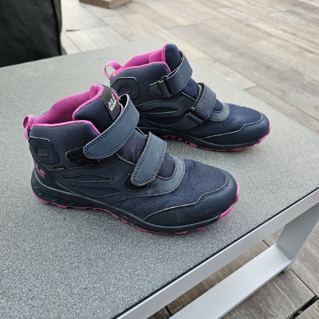 Scarpe per ragazzi: Jack Wolfskin Kinder Wanderschuhe Gr. 36 Wasserdicht & Warm. – Usato da Bettlach venduto da Salini80 1