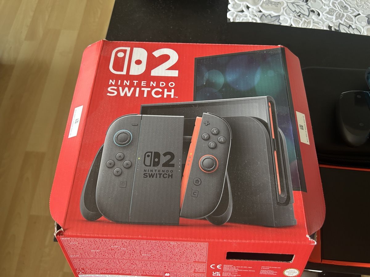 Nintendo Konsolen: Nintendo Switch 2 + Case  – Neu (gemäss Beschreibung) aus Safenwil von Henrique_2121 2