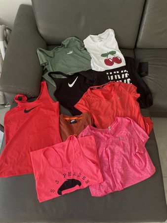 9x Sporttshirts Kleiderpaket Damen