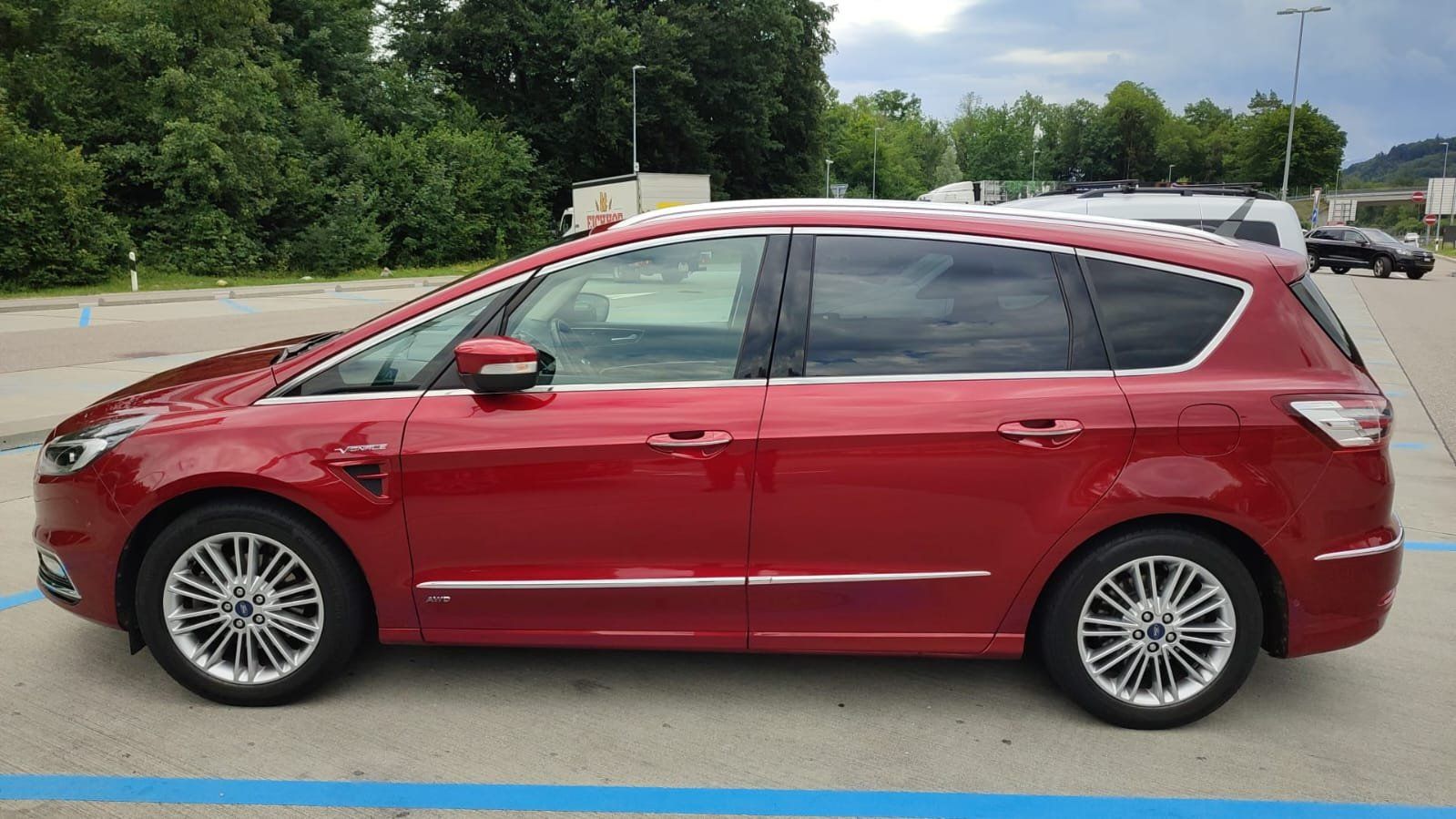 Ford Autos: Ford S-Max 2.0 TDCi AWD Vignale 7 Plätzer – Gebraucht aus Läufelfingen von noooby 2
