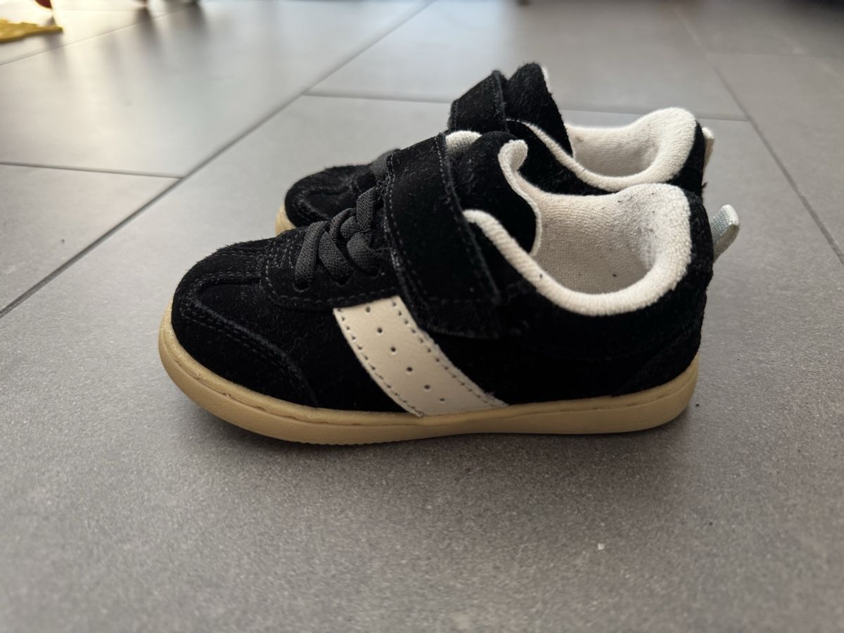 Zara Scarpe per ragazzi: ZARA Barefoot Sneaker Schwarz Gr22 – Nuovo (secondo la descrizione) da Würenlingen venduto da feuerhake 2