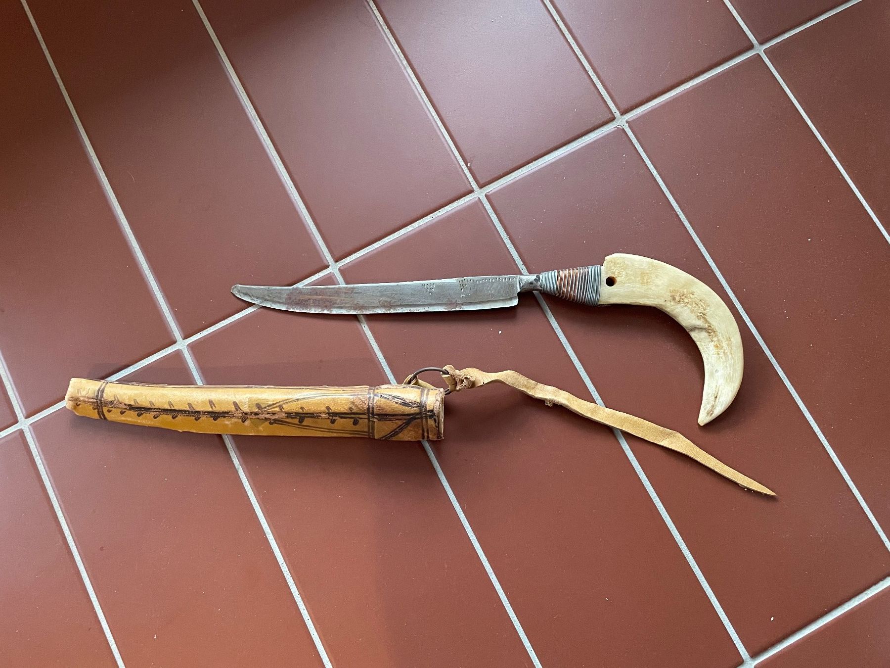 Besteck: Traditionelles Jagdmesser – Gebraucht aus Winterthur von Fengler