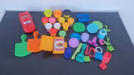 Konvolut / Play-Doh / Knetmasse / Modellierteig / Spielen