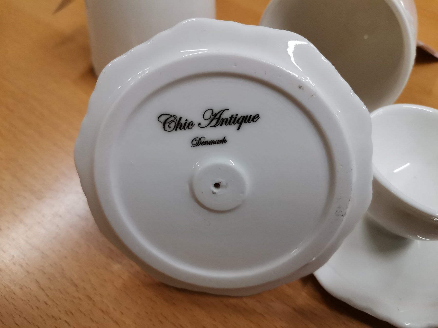 Sonstiges Geschirr: Eierbecher-Set von Chic Antique Dänemark  NEU – Neu (gemäss Beschreibung) aus Suhr von Brocki-Suhr 2