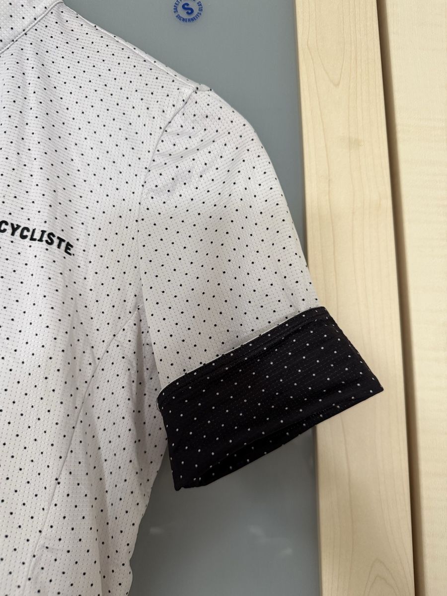 Canottiere & Pantaloni: Cafe du Cycliste Velotrikot Gr. S – Usato da St. Moritz venduto da Dolly14 1