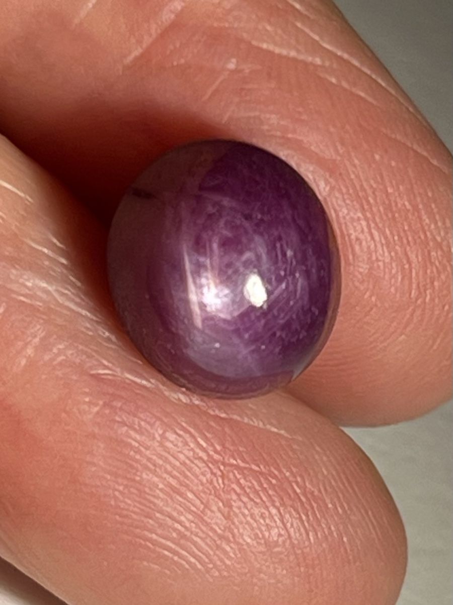 Edelsteine: Rubis Etoilé Naturel Cabochon Ovale, Inde, 11ct – Gebraucht aus Genève von DELIRBEADS 1