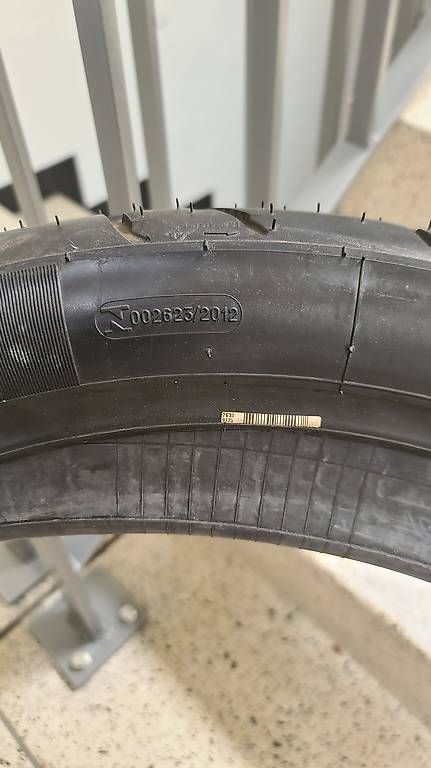 Pneumatici & Ruote complete: Michelin Anakee 3   90/90-21" – Usato da Steffisburg venduto da rtresch01 1