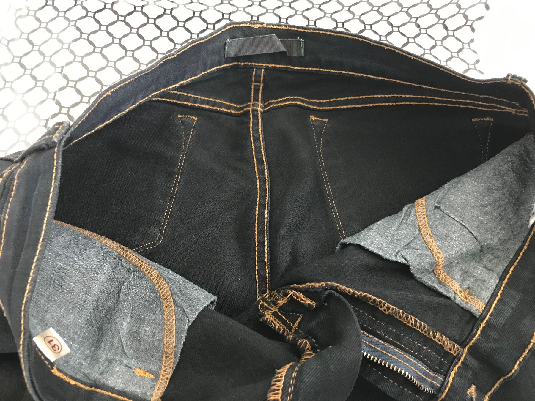 Jeans: Jeans J Brand, Grösse 31, schwarz – Usato da Niederteufen venduto da mix18 2