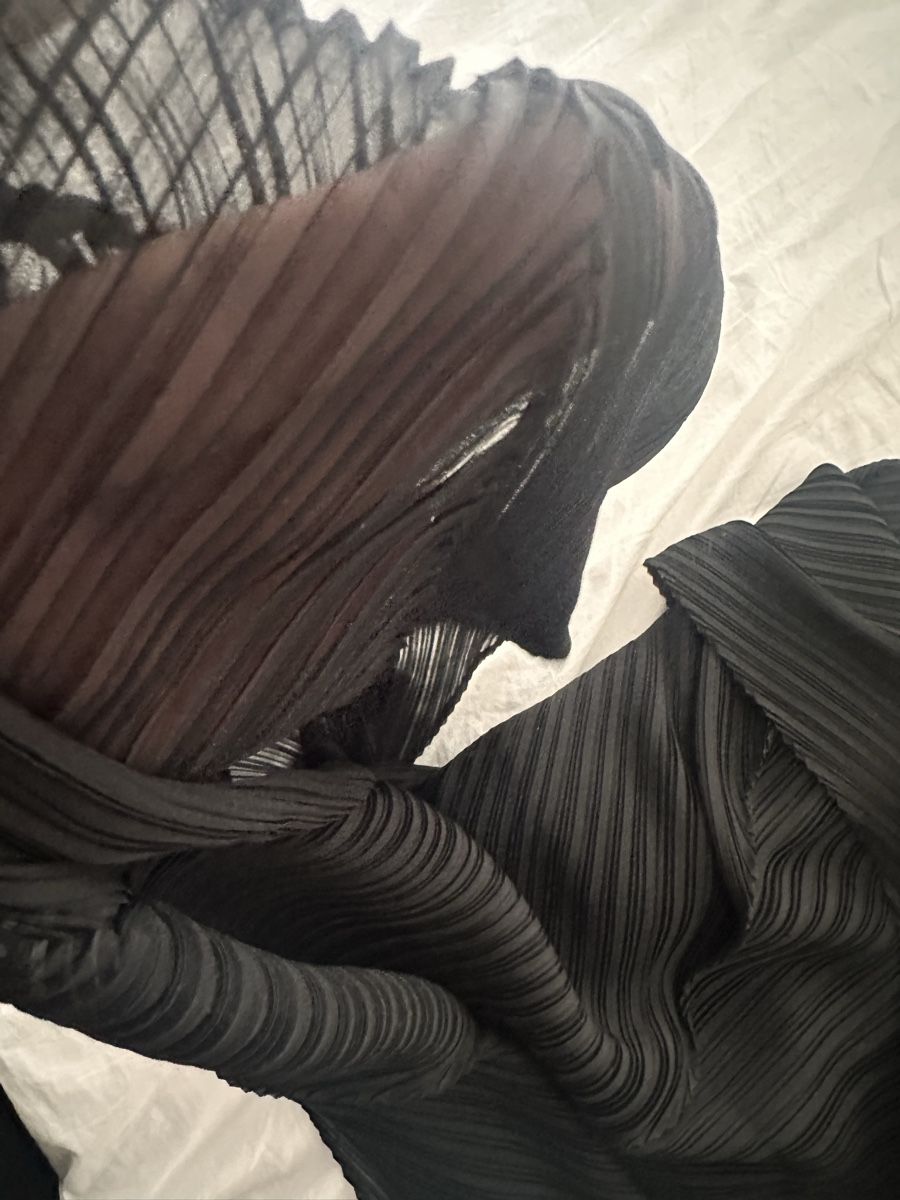 Issey Miyake Foulards, Tücher & Schals: Issey Miyake Schal  – Gebraucht aus Triengen von Meetmeatthebodega 2