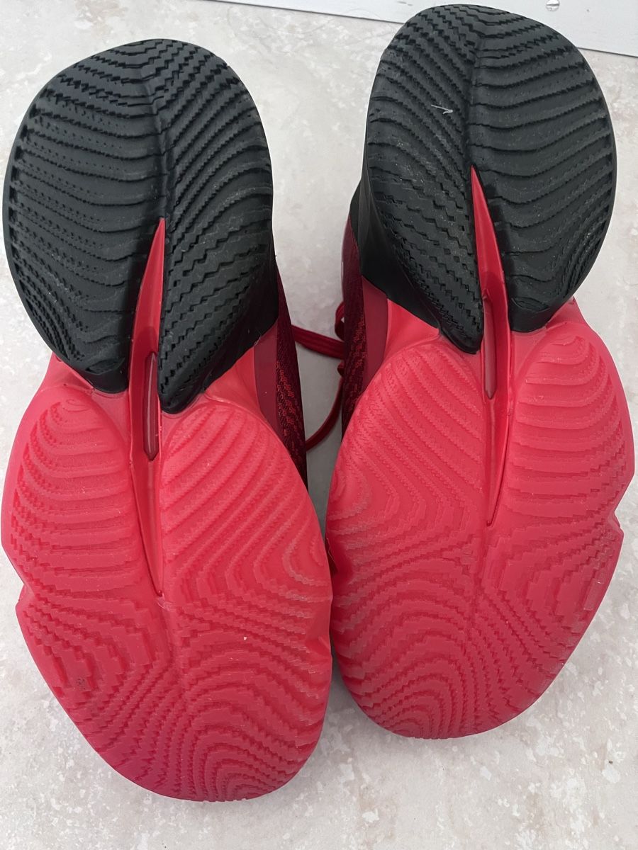 Adidas Herrenschuhe: Adidas Basketball-Schuhe – Neu und originalverpackt aus Zug von raq_9vyp 3