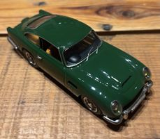 Aston DB5 Illustra Models