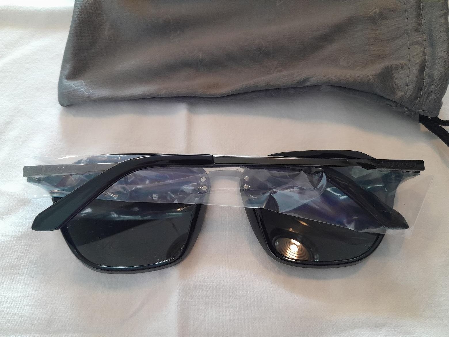 Lunettes & Verres: Dragon Sonnenbrille Fallon LL – Neuf avec emballage d'origine à Davos Dorf par sunbase 1
